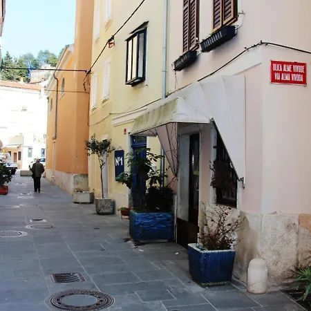 Alex * Piran